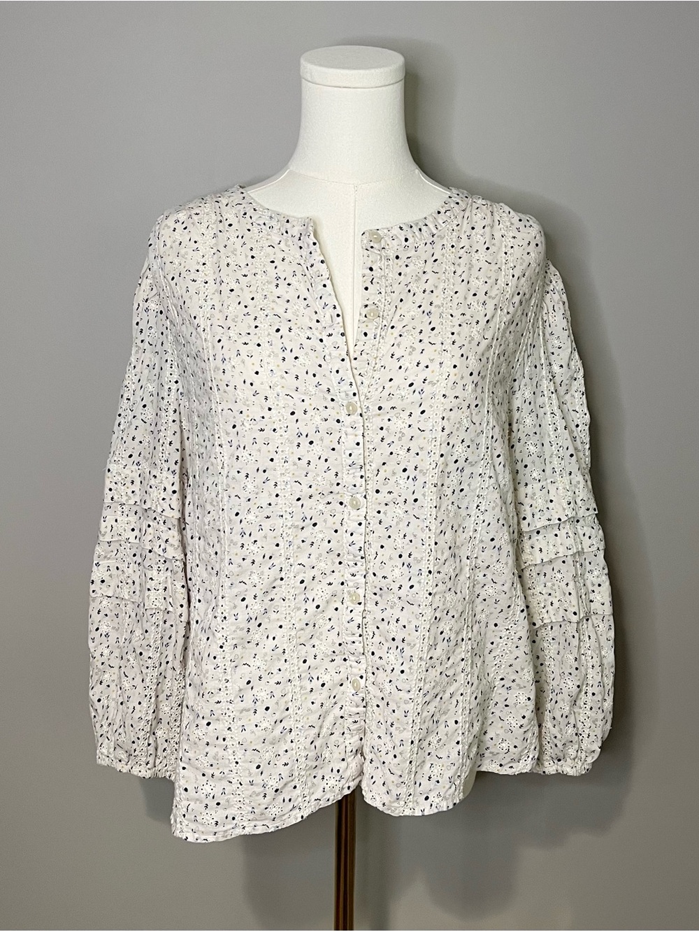A.N.A 100% Cotton Embroidered Floral Blouse Size L